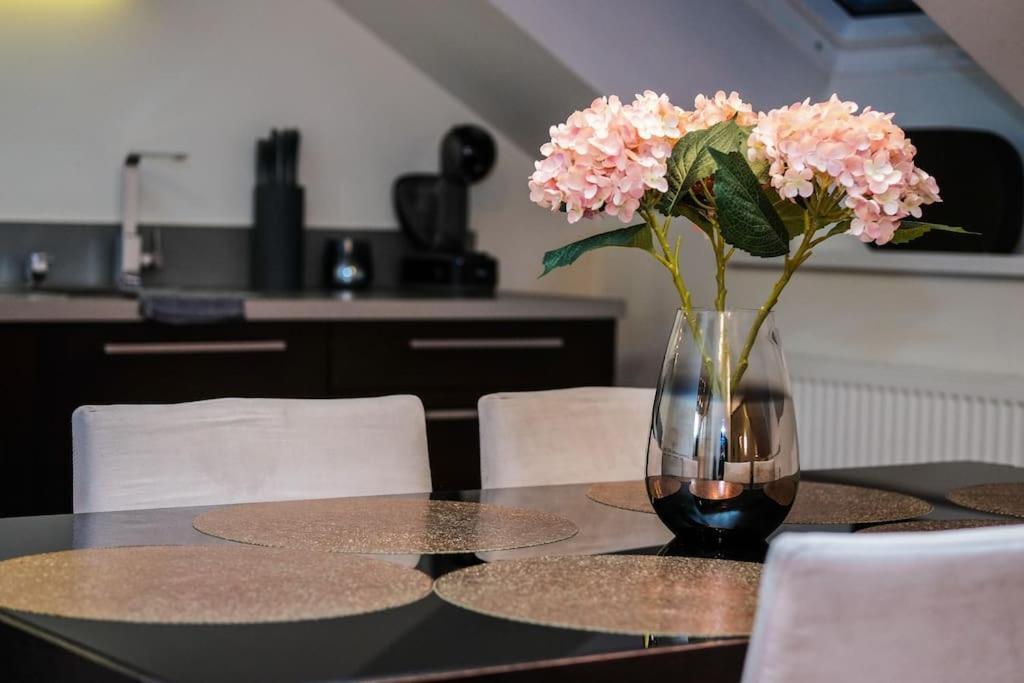 #Stayhere - Spacious Luxury Town Hall 3Bdr Apartment Wilno Zewnętrze zdjęcie